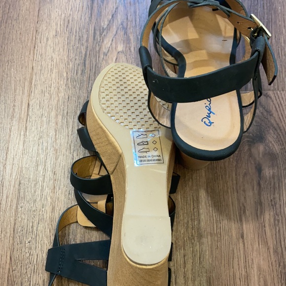 Black wedges - Picture 4 of 5